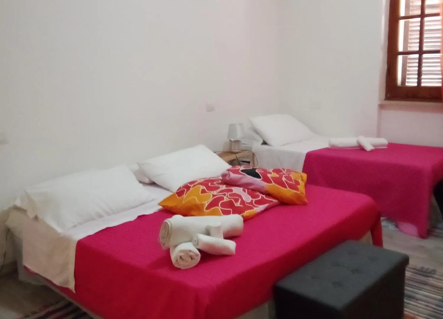 Smeralda Suite Olbia 0*,  Italie